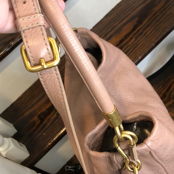 MARC JACOBS Mauve Dusty Rose Tumbled Leather Adjustable Strap Shoulder Bag - Picture 7 of 17